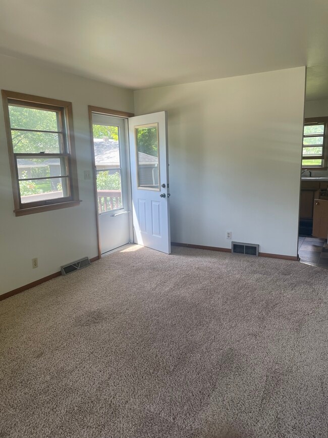 Photo - 324 N Ellen St Unit 324