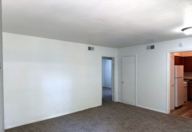 Photo - 2092 Jefferson Ave Unit 2092 #4