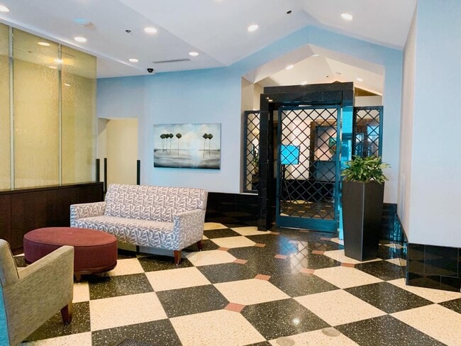 Photo - 111 W Maple St Unit 2511