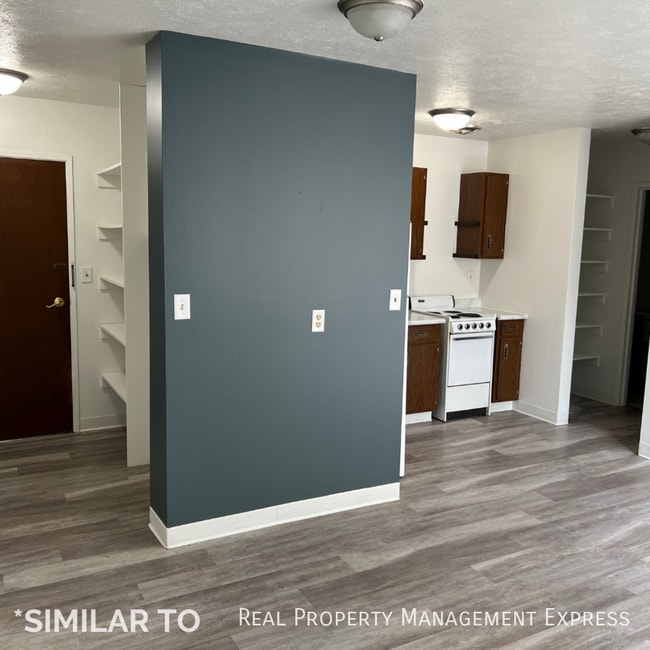 Building Photo - 1 Bed 1 Bath Near Steamboat Park & Missour... Unit 119 Rental