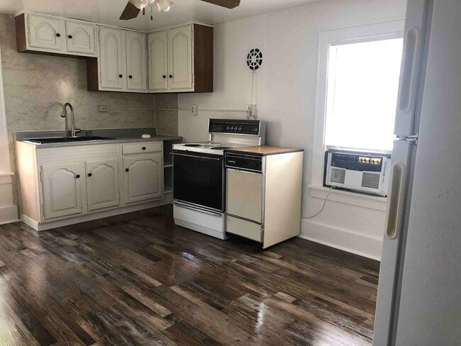 Photo - 2028 Oregon Ave Unit 2nd Fl