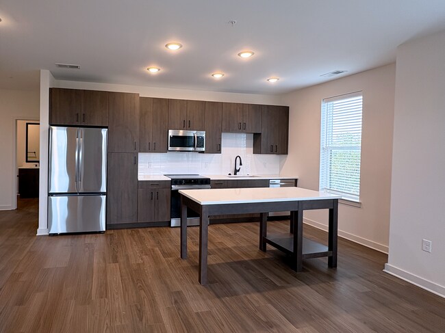 Photo - Ellison Museum District