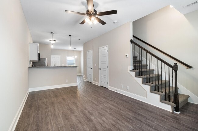 Photo - 202 Burch Rd