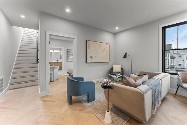 Photo - 106 Moore St Unit 8