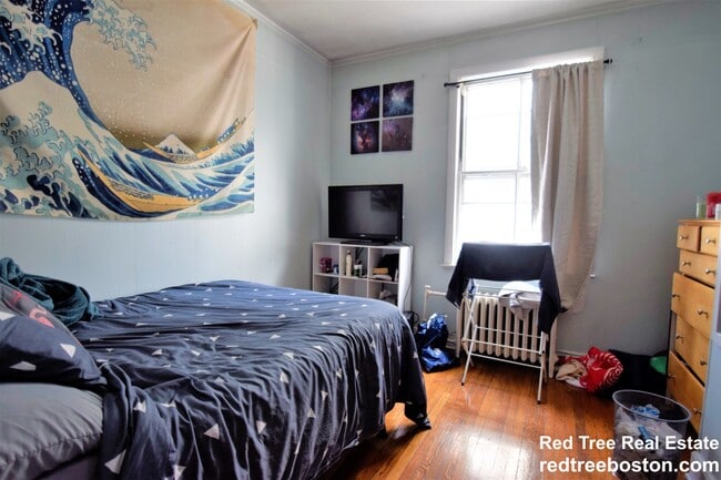 Photo - 16 Dighton St Unit 1