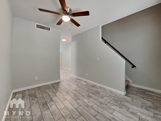 Photo - 12707 W Tasha Dr Unidad 4