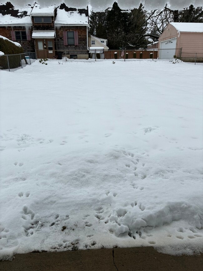 Photo - 305 Calder Ave