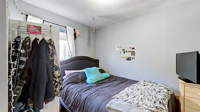 Photo - 40 Derby St Unit 3