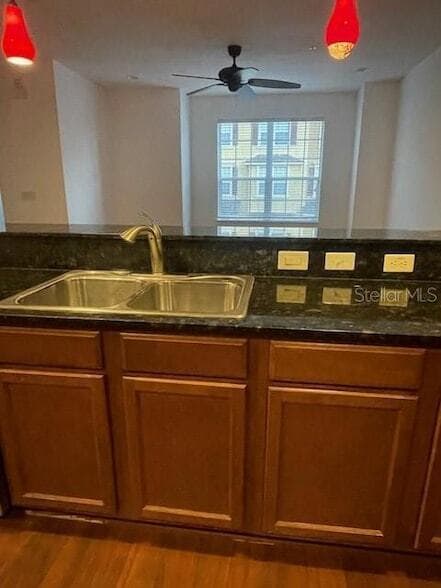 Photo - 655 Pensacola Ln