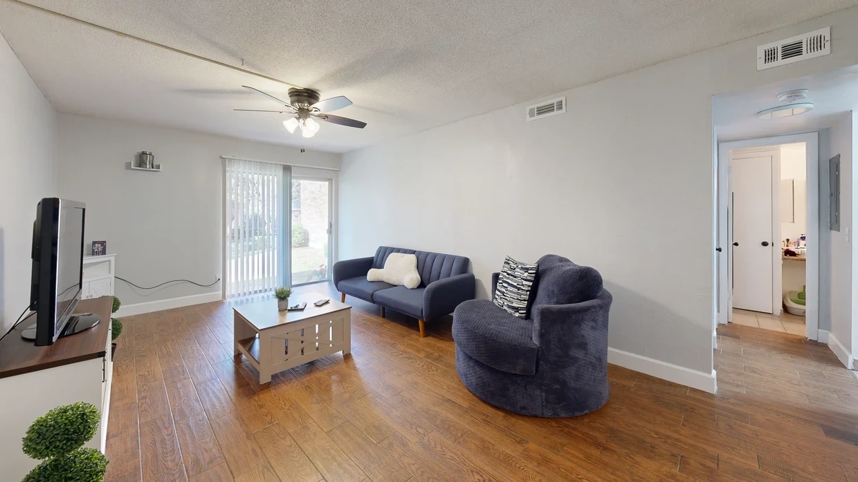 Photo - Country Village Apartments