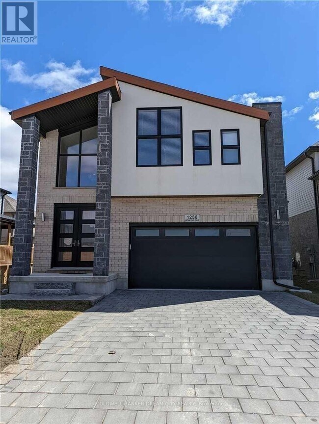 Photo - 1236 Medway Park Dr