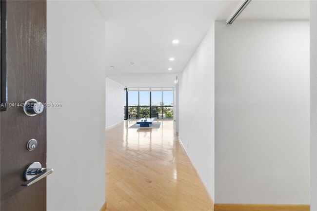 Photo - 3598 Yacht Club Dr Unit 1101