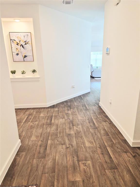 Photo - 501 Elm Crk Dr