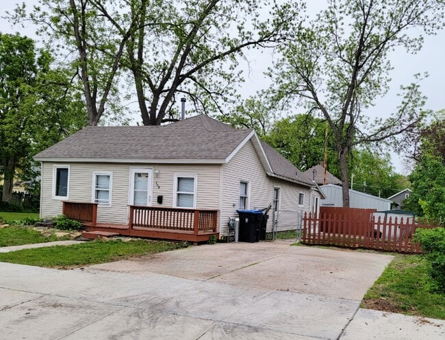 Photo - 109 Florence St