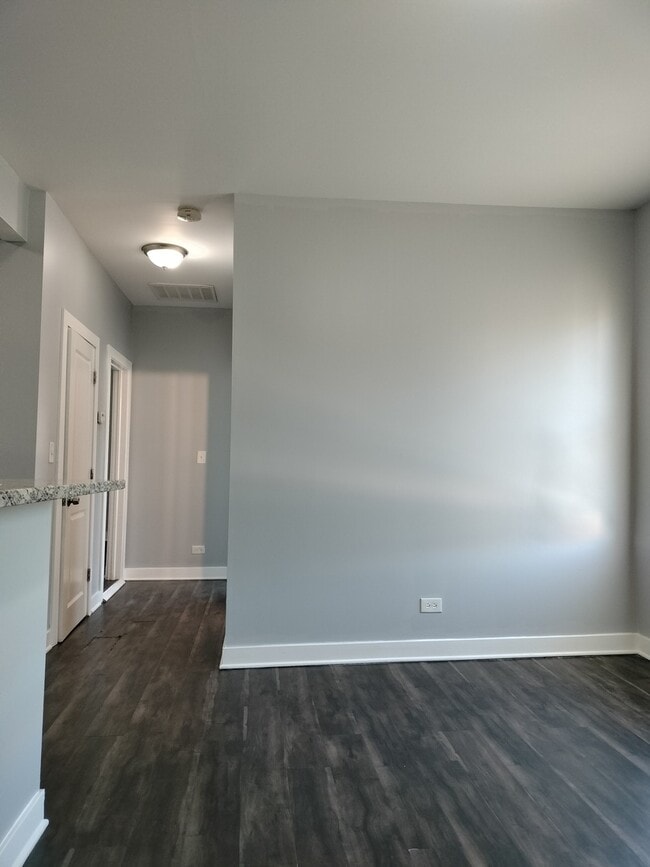 Photo - 4800 S Winchester Ave