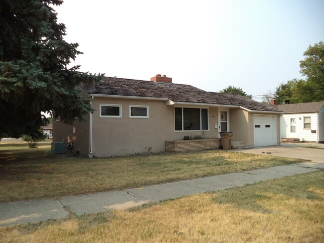 Photo - 1224 6th Ave NE