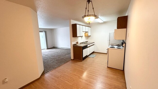 Photo - Evans Place 1