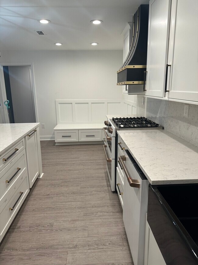 Photo - 304 Dunbar Dr Unit 304 Dunbar Drive