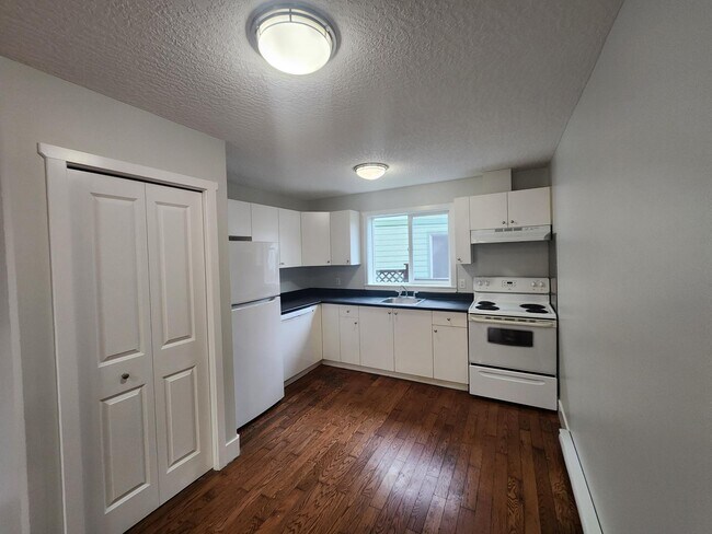 Photo - 6583 Worthington Way