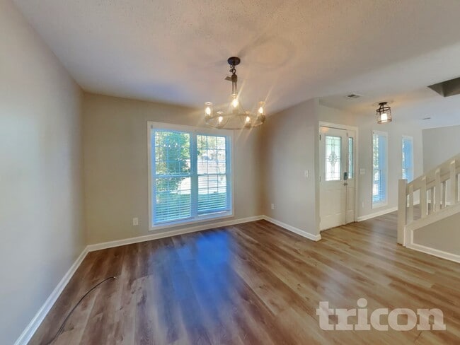 Photo - 5708 Green Apple Dr