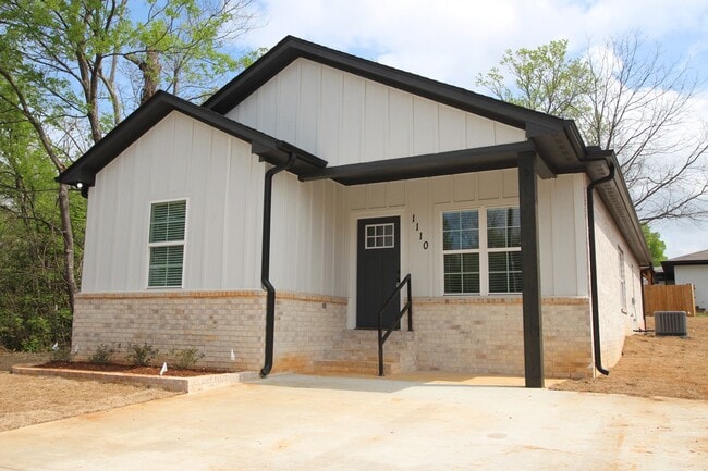 Photo - Coming Soon! 3 Bed 2 Bath Town Home in Tyler, Tx!