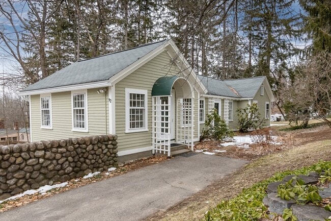 Photo - 92 Farmers Row