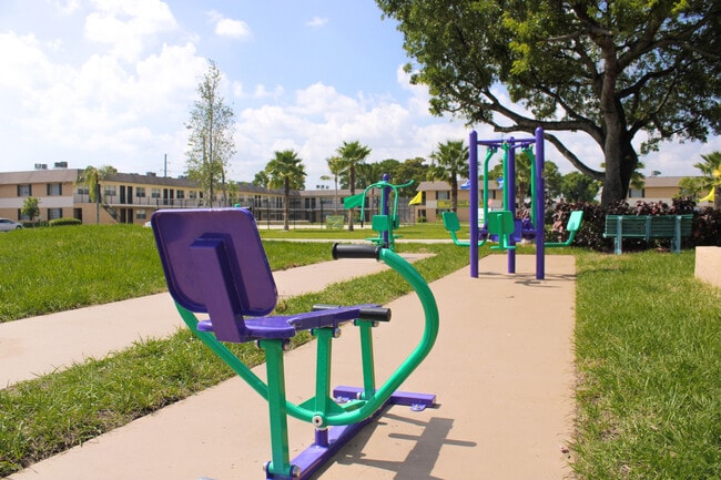 Pompano Palms Apartments