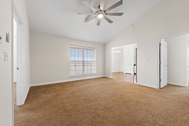 Photo - 1434 Piedmont Cir