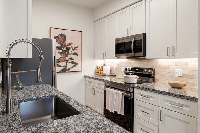 Photo - Cortland Hickory Hollow