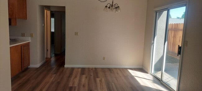 Photo - 3096 Beverly Ct