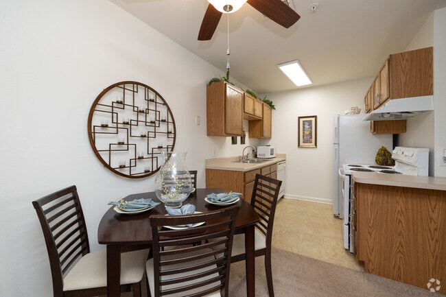 Auston Woods Apartments