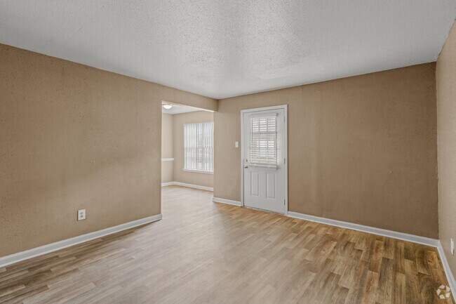 3B/2BA - 1156sqft - Ashton Pines