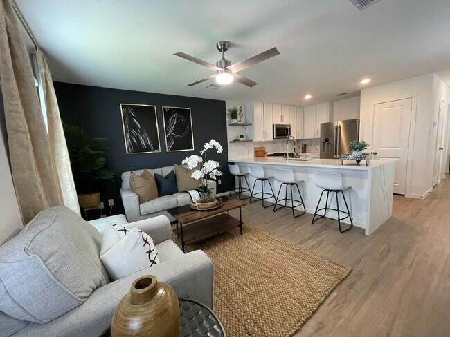 Photo - 21431 Carosella Dr