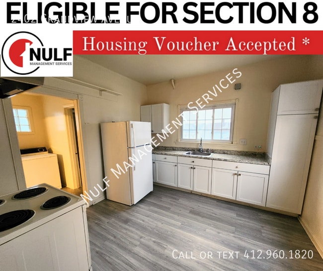 Building Photo - 2402 Grandview Ave