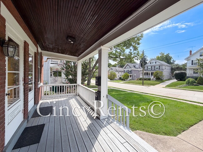Photo - 2800 Observatory Ave Unit 1