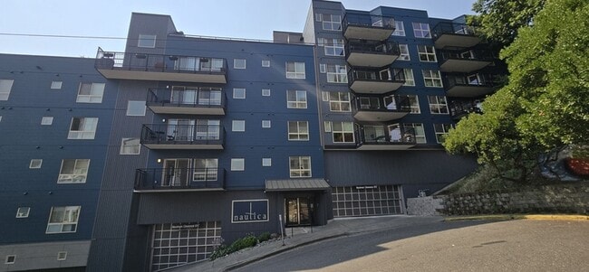 Building Photo - 701 Galer St Unit 605