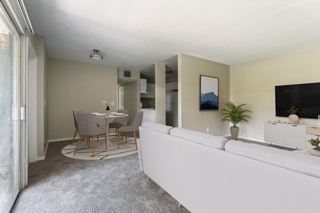 Photo - Kings Trail Apartment Homes