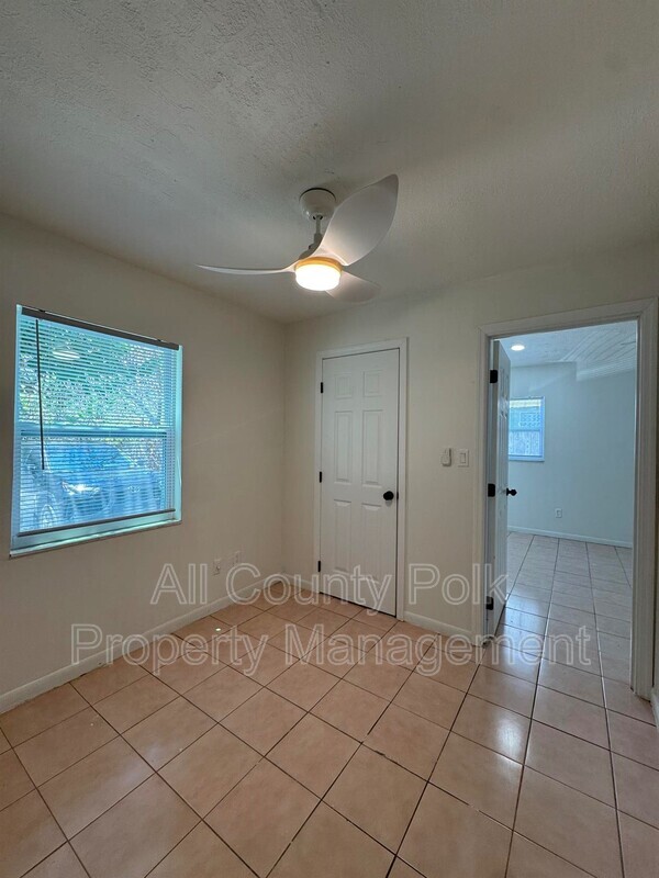 Photo - 3018 Galaxy Ln