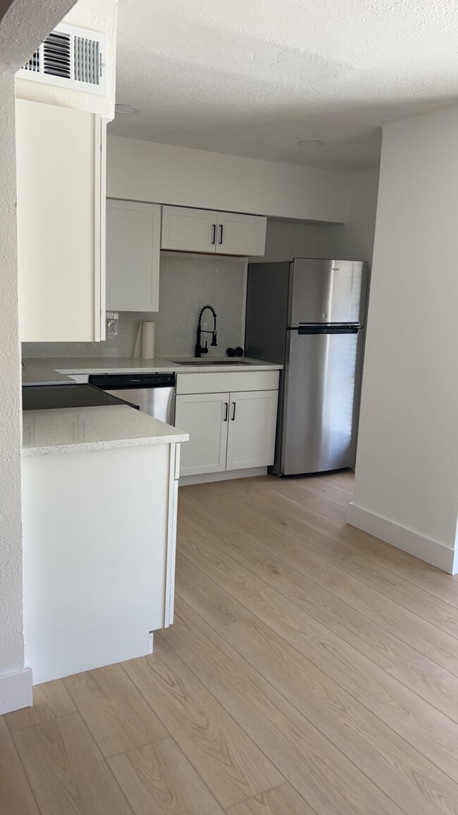 Kitchen Area - 4664 Matilda St Apartments Unit F