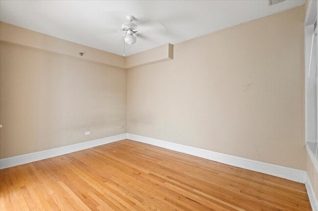 Photo - 3702 N Sheffield Ave Unit 1