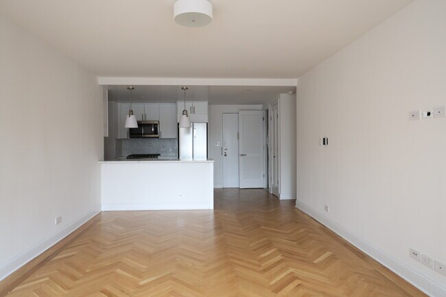 Photo - Yorkshire Towers