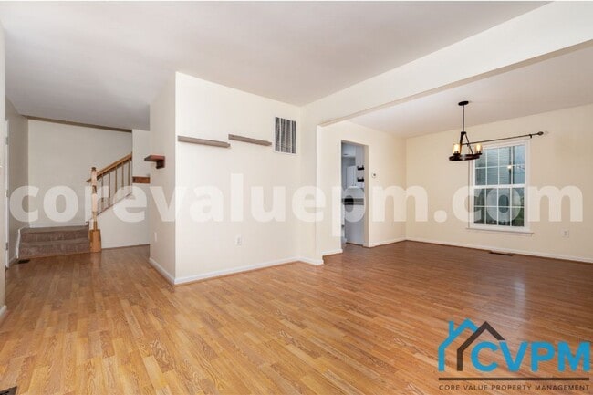 Photo - 1321 Treasure Dr