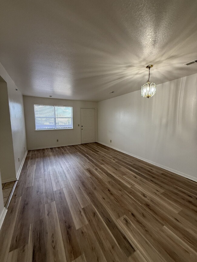 Photo - Last 2BR unit at Green Oaks Unidad Bldg 1  1C