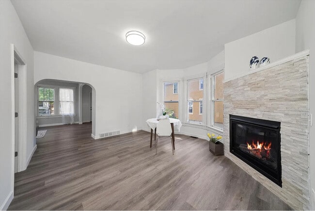 Photo - 628 S Liberty St