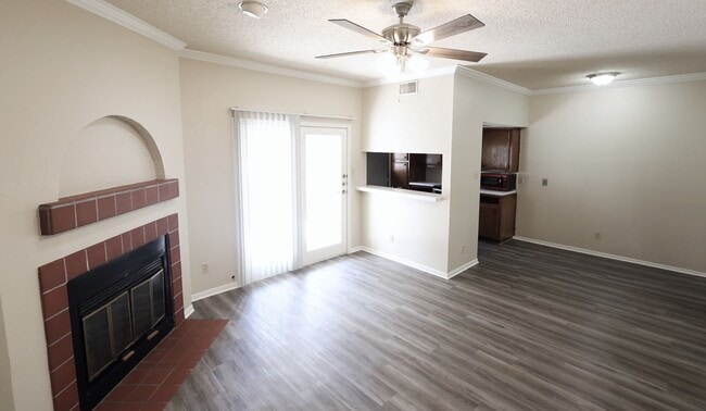 3840 Far W Blvd