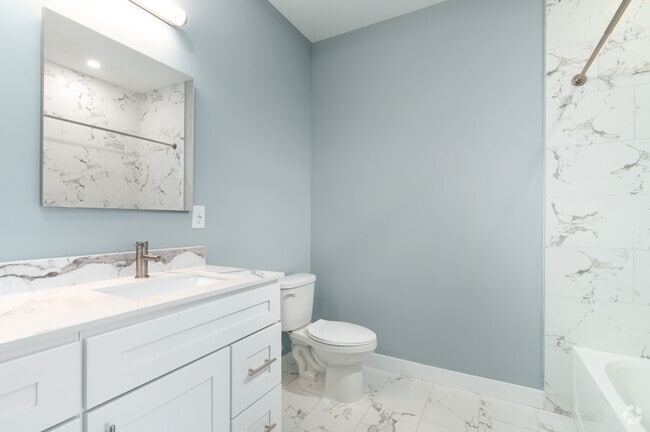 2BR, 2BA - 1101SF - Primary Bathroom