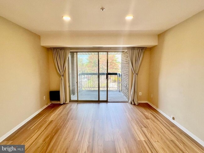 Building Photo - 7901 Badenloch Way Unit 304 Rental