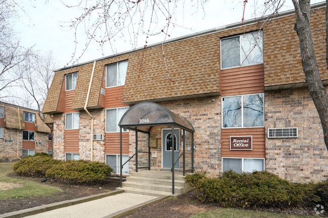 Hinkston Pond Apartments