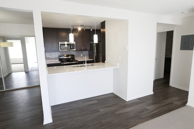 Photo - The Woodlands of Minnetonka Apartments