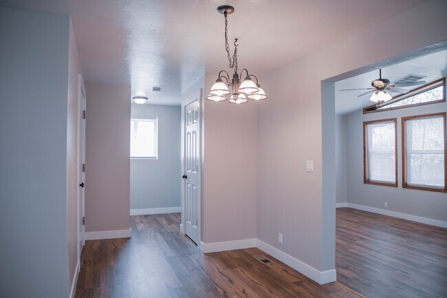 Photo - 613 NW 16th St